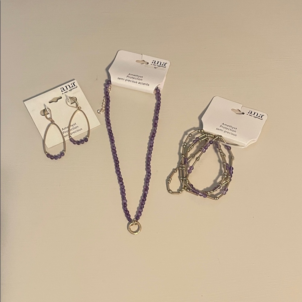 a.n.a Purple Necklace Set with Gold Details